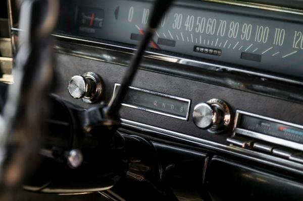 1967 Pontiac Bonneville 428 V8 Engine Black