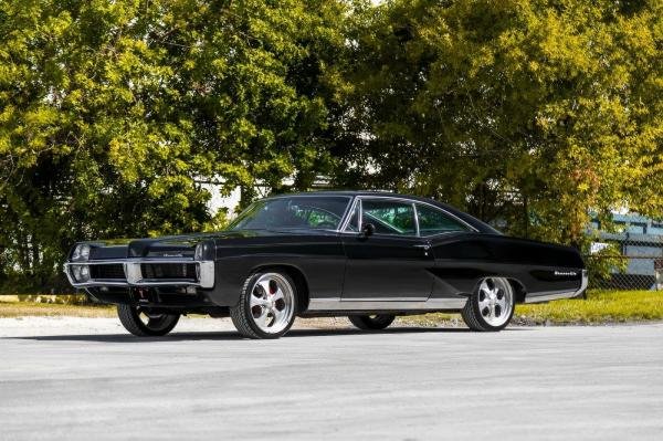 1967 Pontiac Bonneville 428 V8 Engine Black