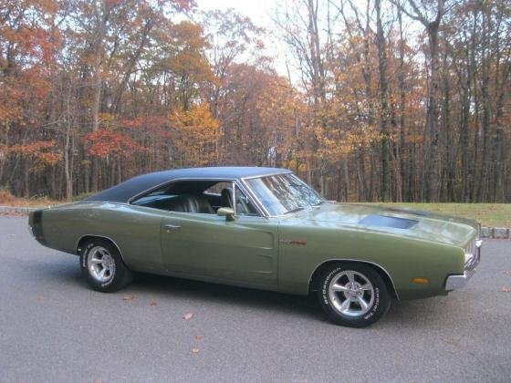 1969 Dodge Charger RT Style V8 5 Speed