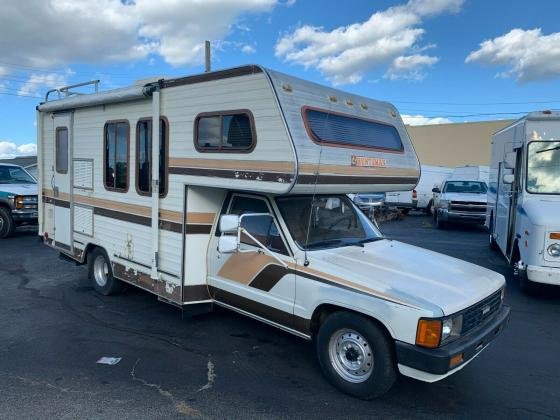 Motorhomes - 1985 Toyota Huntsman Class C Motorhome 21FT Mini RV