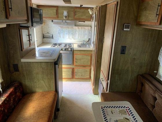 Motorhomes 1985 Toyota Huntsman Class C Motorhome 21ft Mini Rv