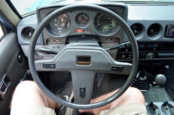 1984 Toyota Land Cruiser FJ60 4WD Defender