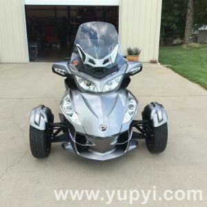 2013 Can-Am Spyder RTS & Trailer