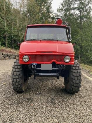 1976 Mercedes-Benz Unimog 406 Red 4WD