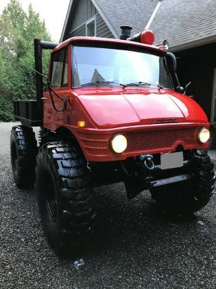 1976 Mercedes-Benz Unimog 406 Red 4WD