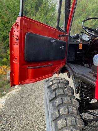 1976 Mercedes-Benz Unimog 406 Red 4WD