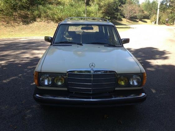 1982 Mercedes-Benz 300-Series 300TD Turbo Diesel Touring Wagon