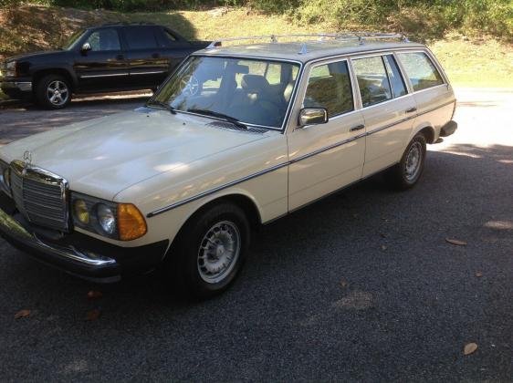 1982 Mercedes-Benz 300-Series 300TD Turbo Diesel Touring Wagon