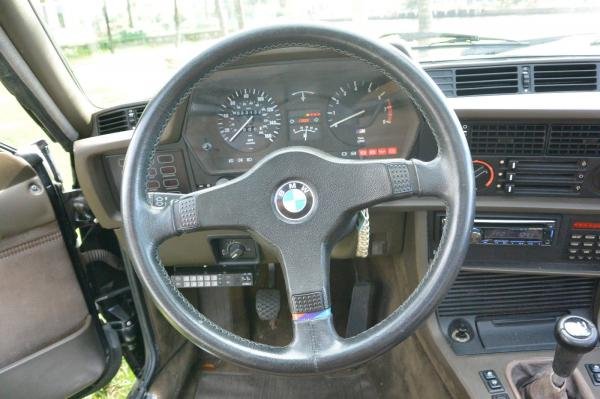 1985 BMW M635csi 2-Door Coupe