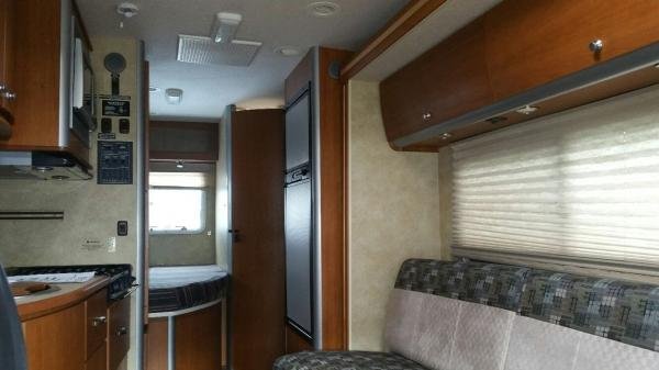 2008 Winnebago View Class C 24J Mercedes Diesel