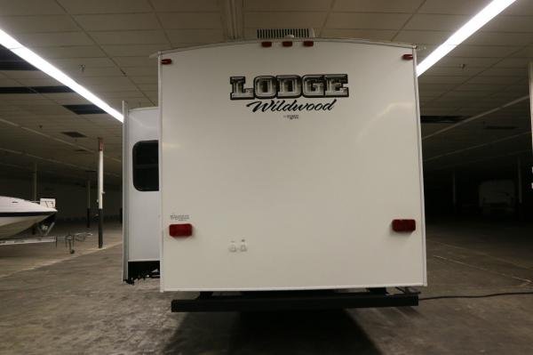 2013 Forest River Wildwood Lodge 392FLFB Camper Trailer