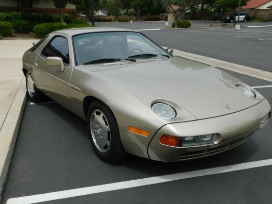 1985 Porsche 928 S4 Automatic Factory Sunroof