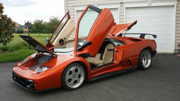 1999 Replica Kit Makes Lamborghini Diablo GT-R