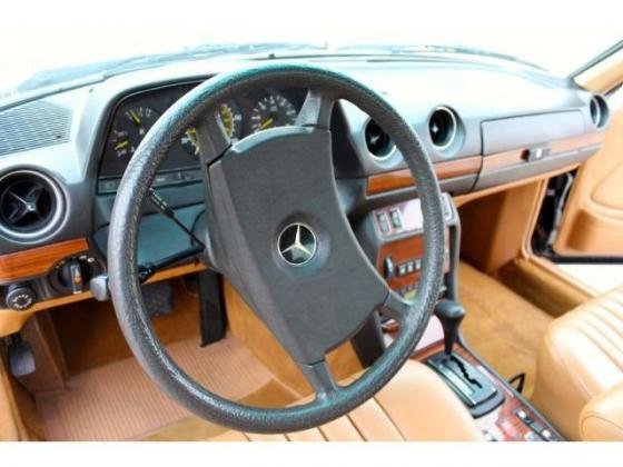 1985 Mercedes-Benz 300CD Leather & A/C