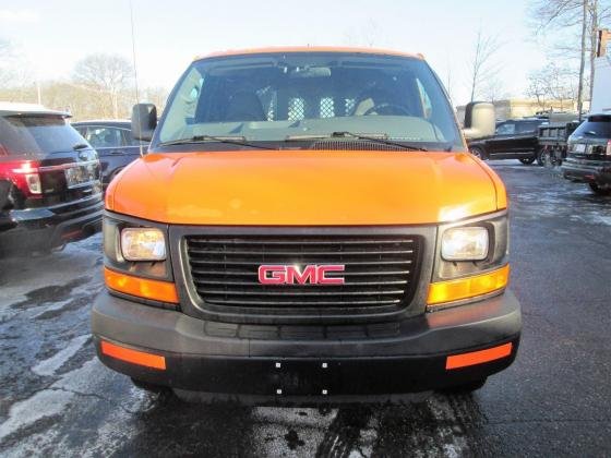 2009 GMC Savana 3500 4WD Cargo Van