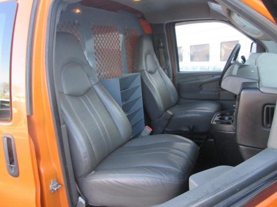 2009 GMC Savana 3500 4WD Cargo Van