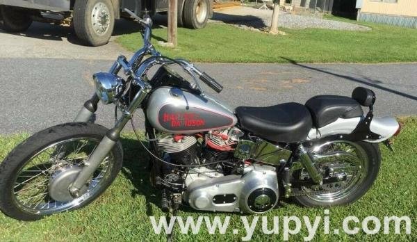 1967 Harley-Davidson FLH Bobber Sliver