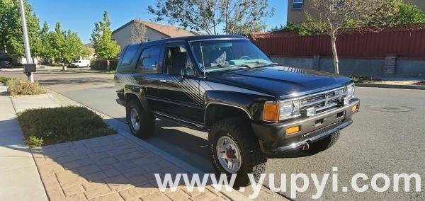1987 Toyota 4Runner SR5 4x4 22RE with AC