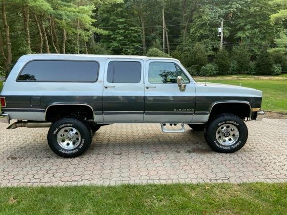 1989 Chevrolet Suburban Silverado Turbo Diesel Automatic 4WD