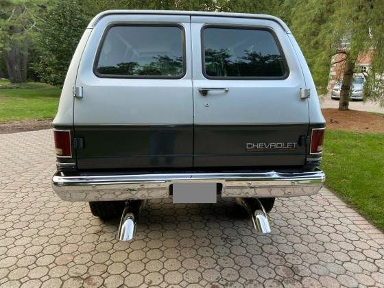 1989 Chevrolet Suburban Silverado Turbo Diesel Automatic 4WD