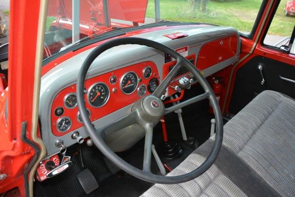 1970 International Harvester IH Ramp Truck