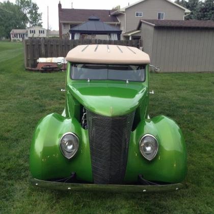 1937 Ford Woody Wagon 350 V-8 Crate Motor