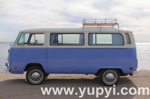 1974 Volkswagen Bus Vanagon Deluxe Custom 1.8L Long Block