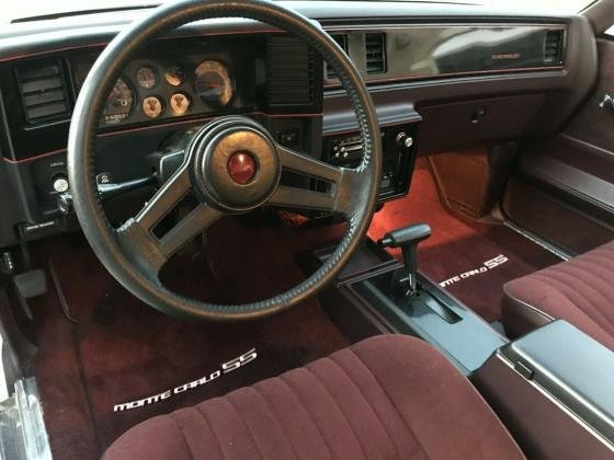 1988 Chevrolet Monte Carlo SS Coupe 305