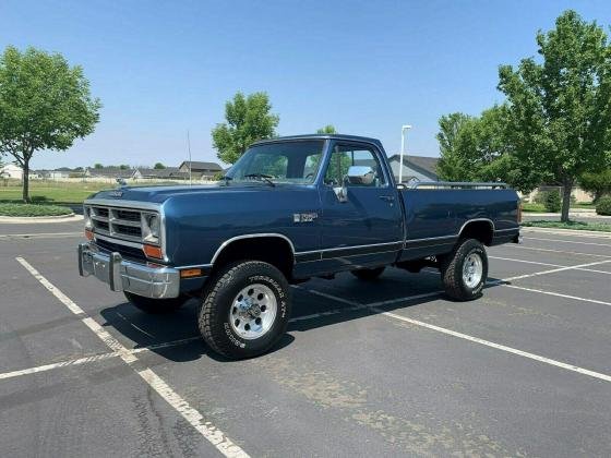 1989 Dodge Ram 3500 1/Ton 4x4 5.9L Cummins Turbo Diesel