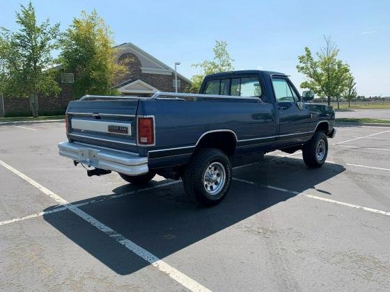 1989 Dodge Ram 3500 1/Ton 4x4 5.9L Cummins Turbo Diesel