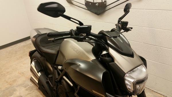 2015 Ducati Diavel Titanium