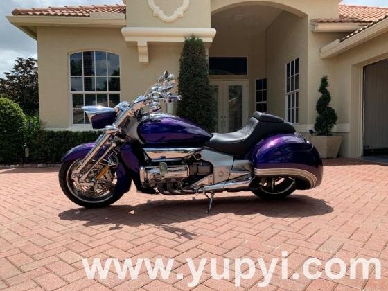 2004 Honda Valkyrie Rune 1800 Cruiser