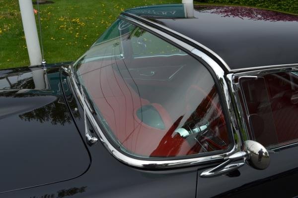 1955 Ford Thunderbird 8 Cylinder Raven Black