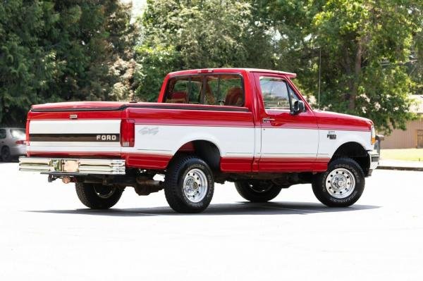 1995 Ford F-150 XLT 5.0L V8 4X4 Pickup Truck