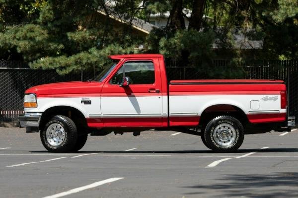 1995 Ford F-150 XLT 5.0L V8 4X4 Pickup Truck