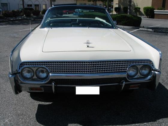 1961 Lincoln Continental 430 cid V8 Convertible