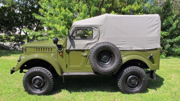 1971 GAZ-69 UAZ-69 4WD Military Green