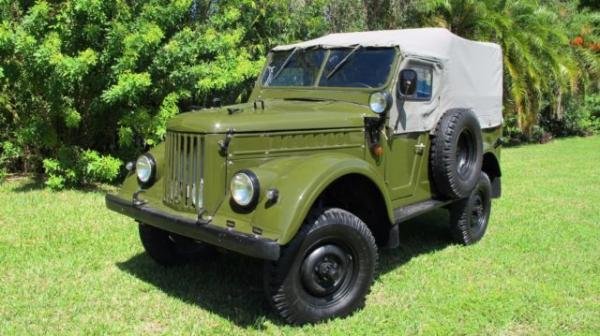 1971 GAZ-69 UAZ-69 4WD Military Green