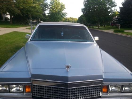 1979 Cadillac Fleetwood 7.0L 425Ci V8 Sedan 4Door