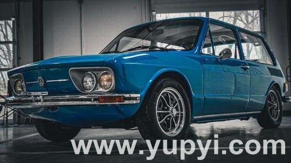 1974 Volkswagen Brasilia Hatchback Blue RWD Manual