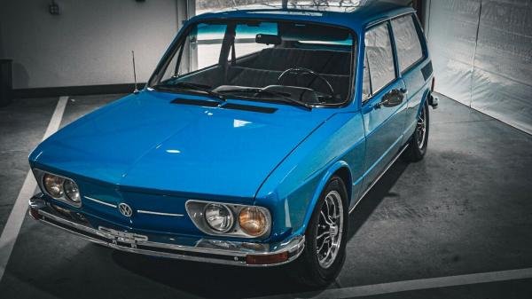 1974 Volkswagen Brasilia Hatchback Blue RWD Manual