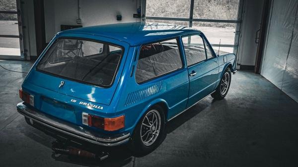 1974 Volkswagen Brasilia Hatchback Blue RWD Manual