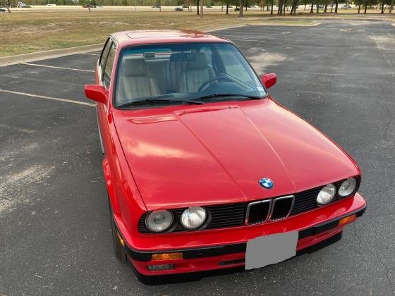 1988 BMW 325is Sedan Red RWD Manual IS