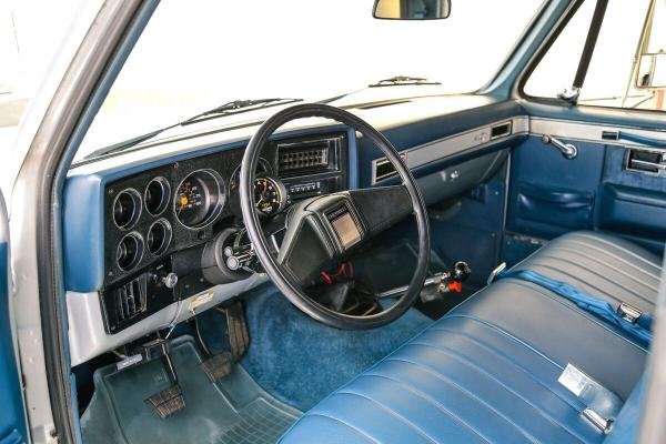 1984 Chevrolet C30 Caribou Camper Special Dually