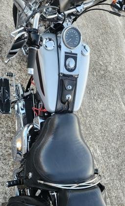 1999 Harley Davidson Softail FLSTS Heritage Springer