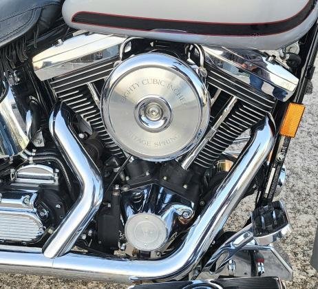 1999 Harley Davidson Softail FLSTS Heritage Springer