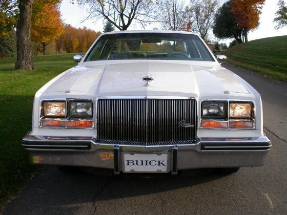 1979 Buick Riviera AC, PB and PW