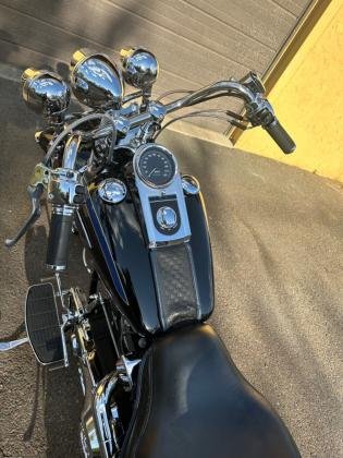 1998 Harley Davidson Heritage Springer Softail Black