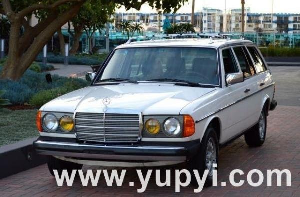 1985 Mercedes 300TD Turbo Diesel Wagon 300-Series W123