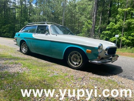 1972 Volvo 1800 ES Wagon White RWD Automatic 2 door